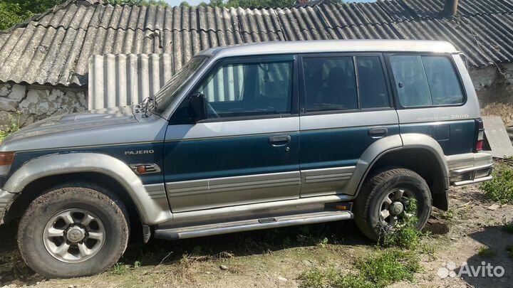 Mitsubishi pajero