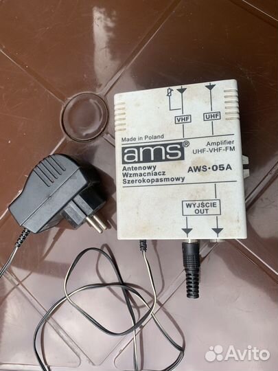 Полский (AMS ) Антенный Усилитель AWS-05A