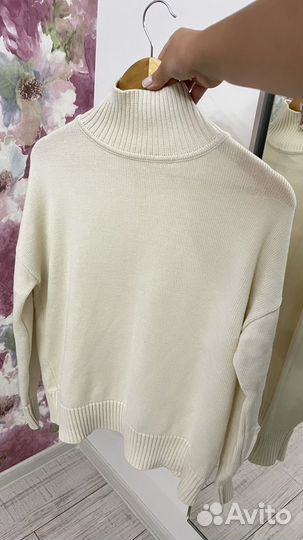 Свитер из шерсти