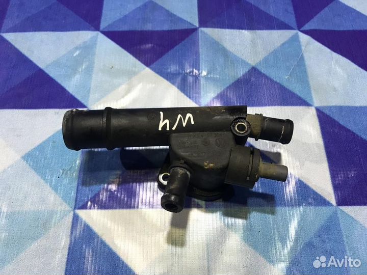 Фланец системы охлаждения Фольксваген Пассат Б6