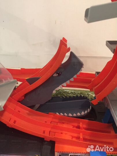 Набор игровой Hot Wheels Сити Невообразимый гараж