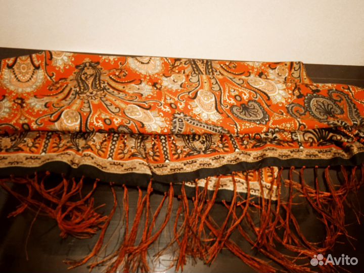 Павловопосадский палантин