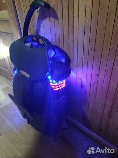 Моноколесо inmotion V11