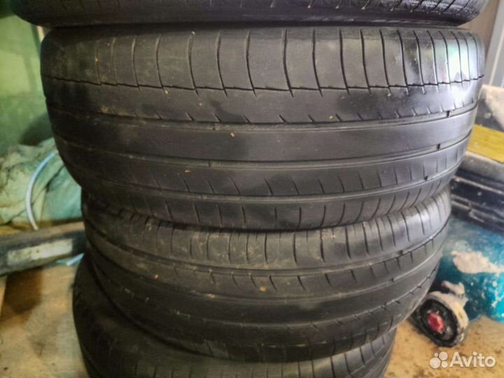 Michelin X Radial 225/60 R18