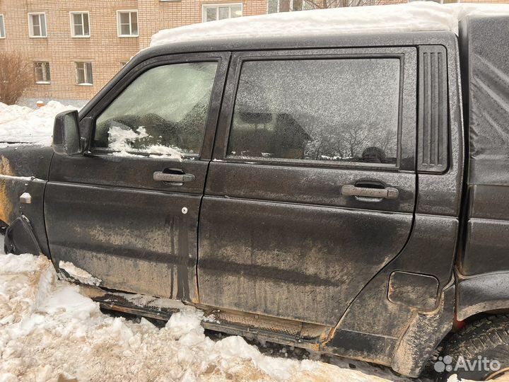 Дверь на УАЗ патриот Авантюрин Металлик