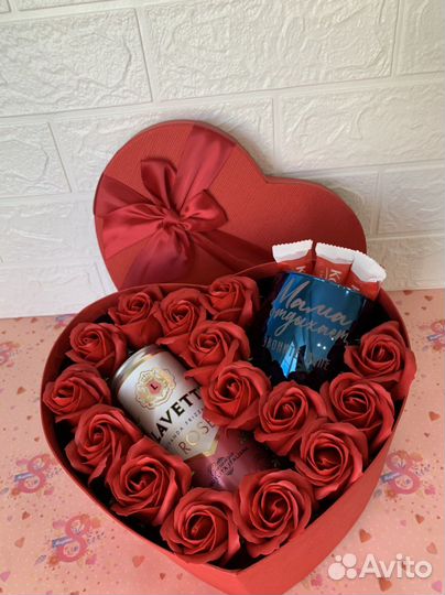 Корзина с орешками