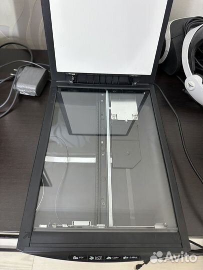 Сканер Canon lide 110