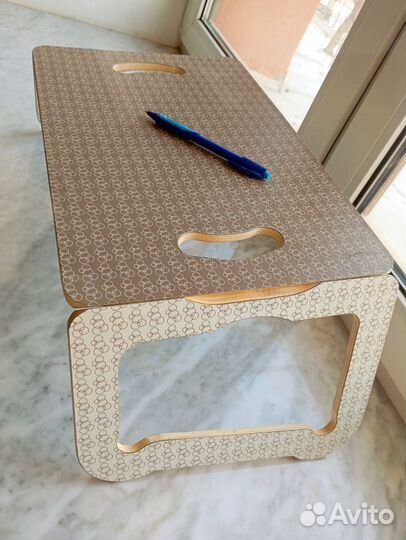 Столик для ноутбука в кровать IKEA brada