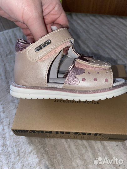 Босоножки для девочки