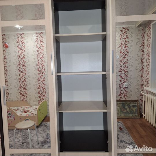Шкаф купе с зеркалом бу