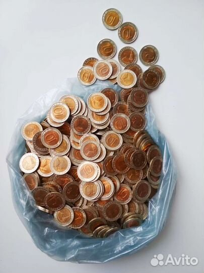 Монета 10 рублей 1991 г. лмд биметаллические