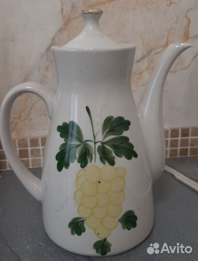 Графины и салатник