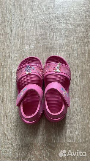 Шлепки для девочки