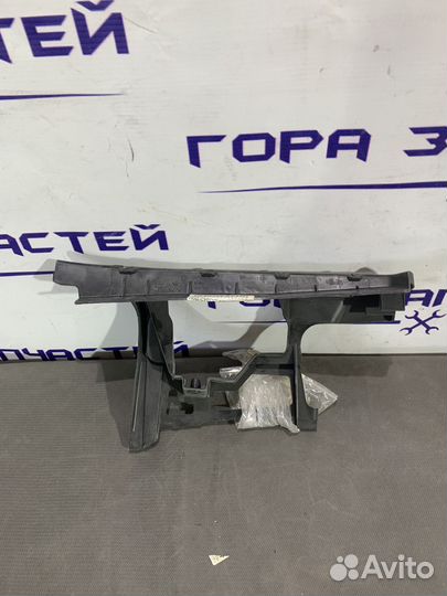 Кронштейн бампера переднего левый VW golf 6