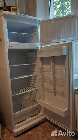 Холодильник-морозильник Стинол б/у