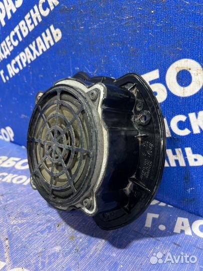Динамик Peugeot 308 хэтчбек 2012