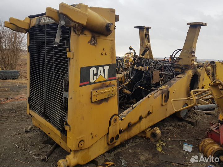 Разбор бульдозер CAT D10R