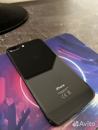 Телефон iPhone 8 plus