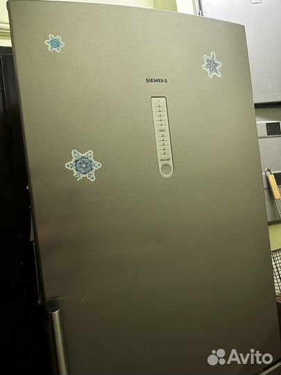 Холодильник б/у No frost siemens