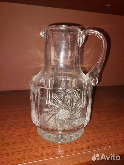 Хрустальный кувшин