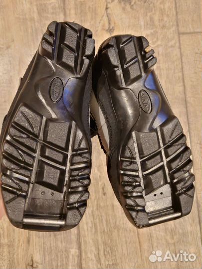 Лыжные ботинки детские fischer 28