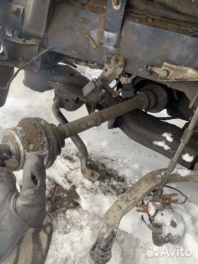Передний левый привод Ауди А8 D2 Audi A8 D2