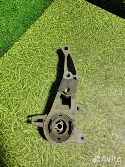 Кронштейн (крепление) радиатора левый Scania