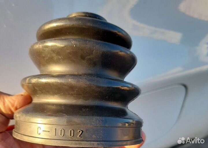 Пыльник шрус (гранаты)