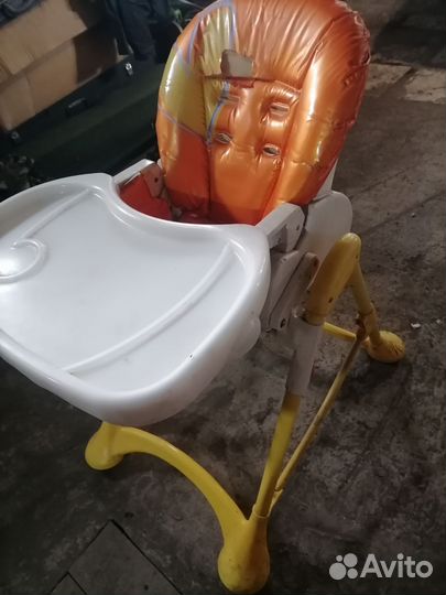 Столик для кормления