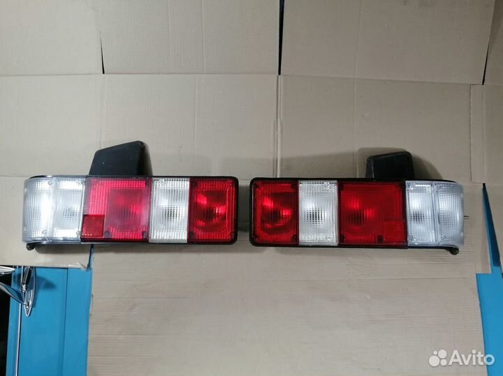 Новые белые задние фонари в сборе газ 3102 Волга