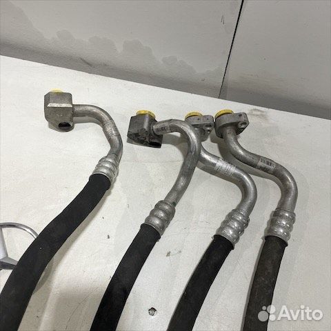 Трубка кондиционера Мерседес 204 w204 212 w212