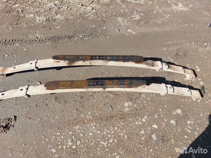 Рессора задняя Toyota Tundra 2010-2017