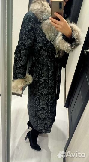Пальто нарядное утепленное парча мех, SkinnWille