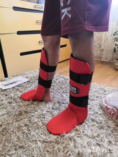 Защита голени и перчатки боксёрские