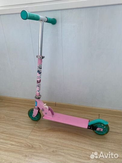 Самокат для девочки 4-5 лет