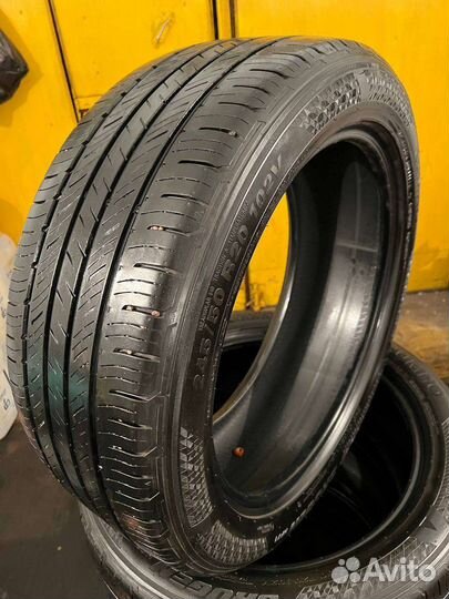Kumho Crugen HP71 245/50 R19