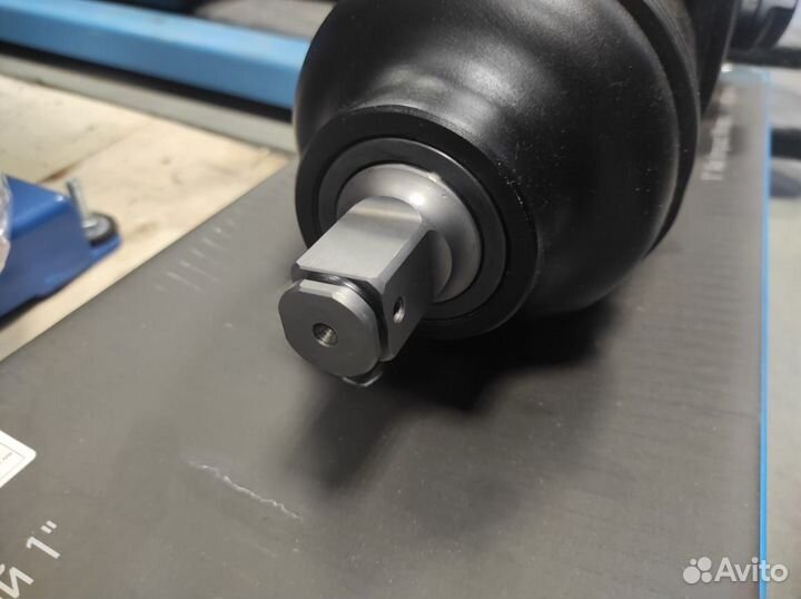 Пневмогайковерт ударный 1