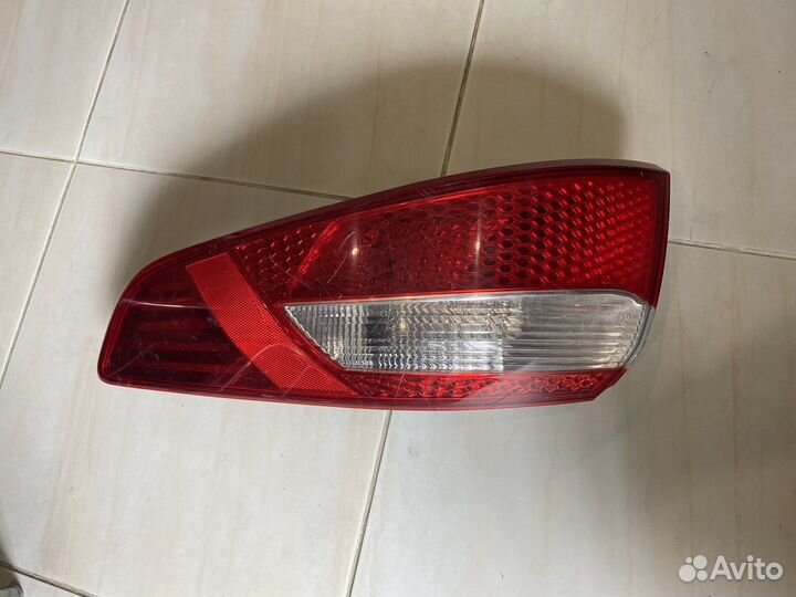 Задние фонари на ford focus 3 седан