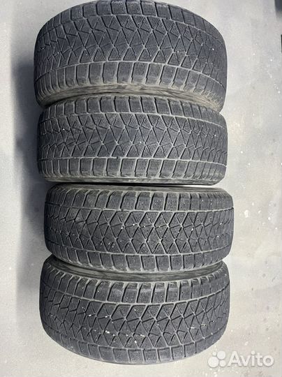 Bridgestone Blizzak DM-V2 235/55 R18 97T