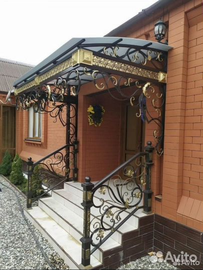 Кованый козырек