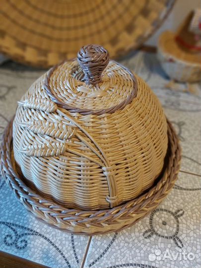 Хлебница плетеная