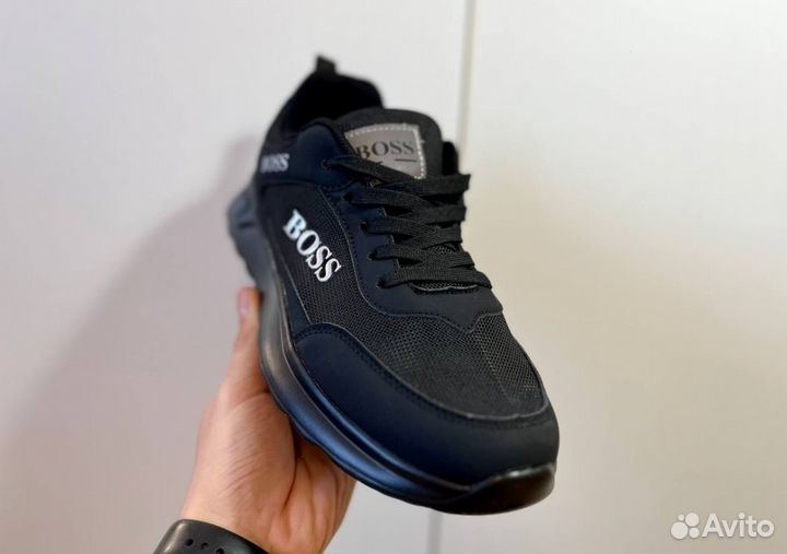 Кроссовки Boss стильные