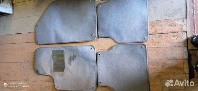 Коврики на Toyota avensis