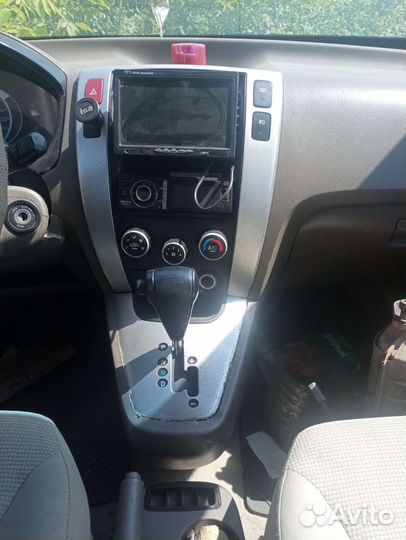 Запчасти на hyundai tucson 2004 2010
