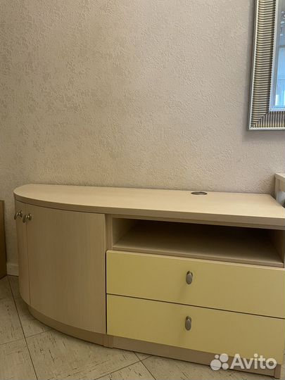 Тумба под тв