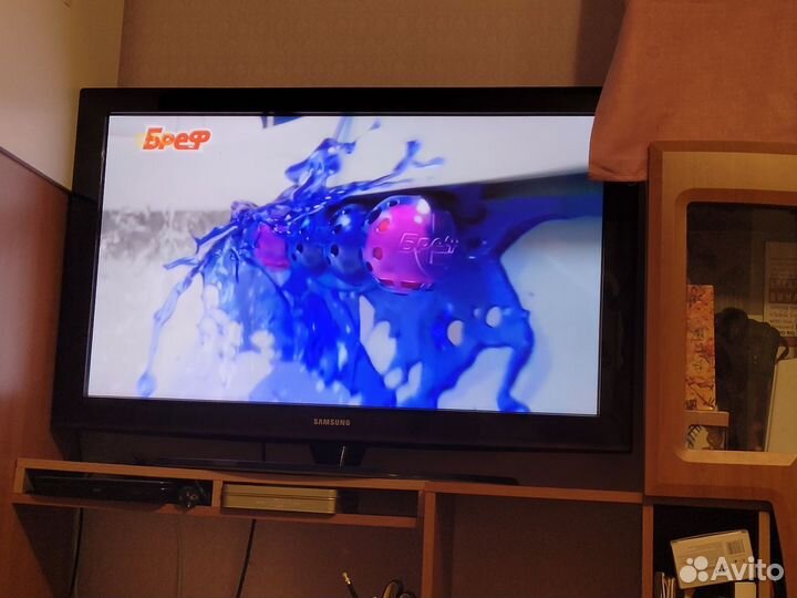 Телевизор большой рабочий