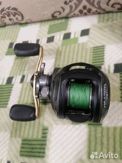 Катушка рыболовная