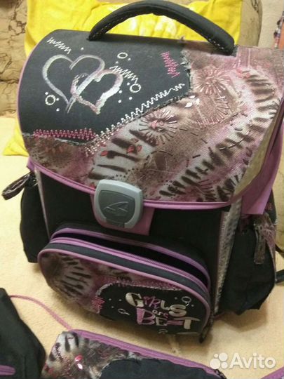 Школьный рюкзак