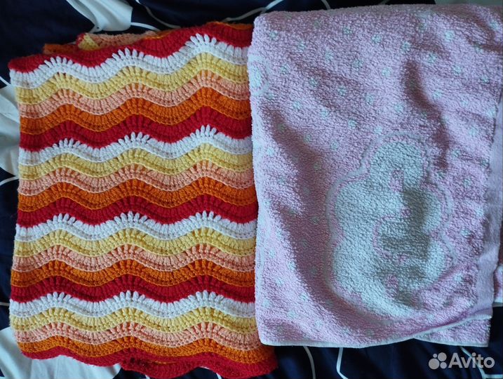 Бортики и балдахинив кроватку новорожденного