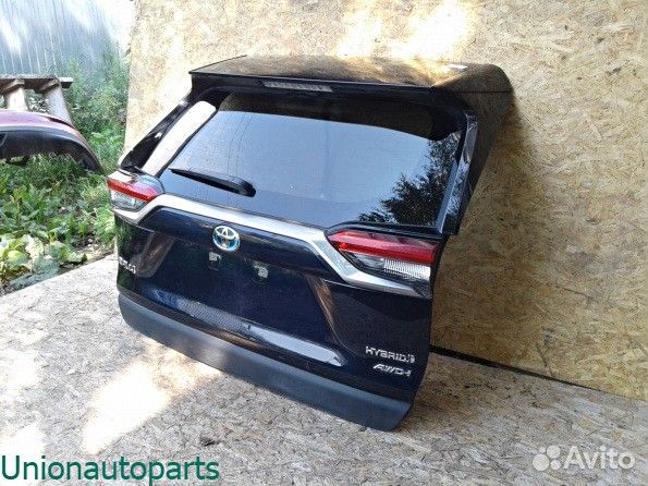 Крышка багажника Тойота рав 4 50 2018-2023